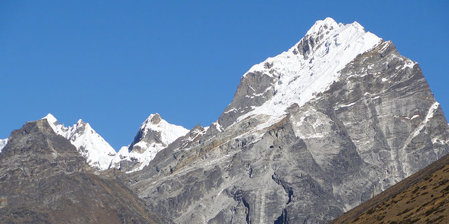 Lobuje Peak